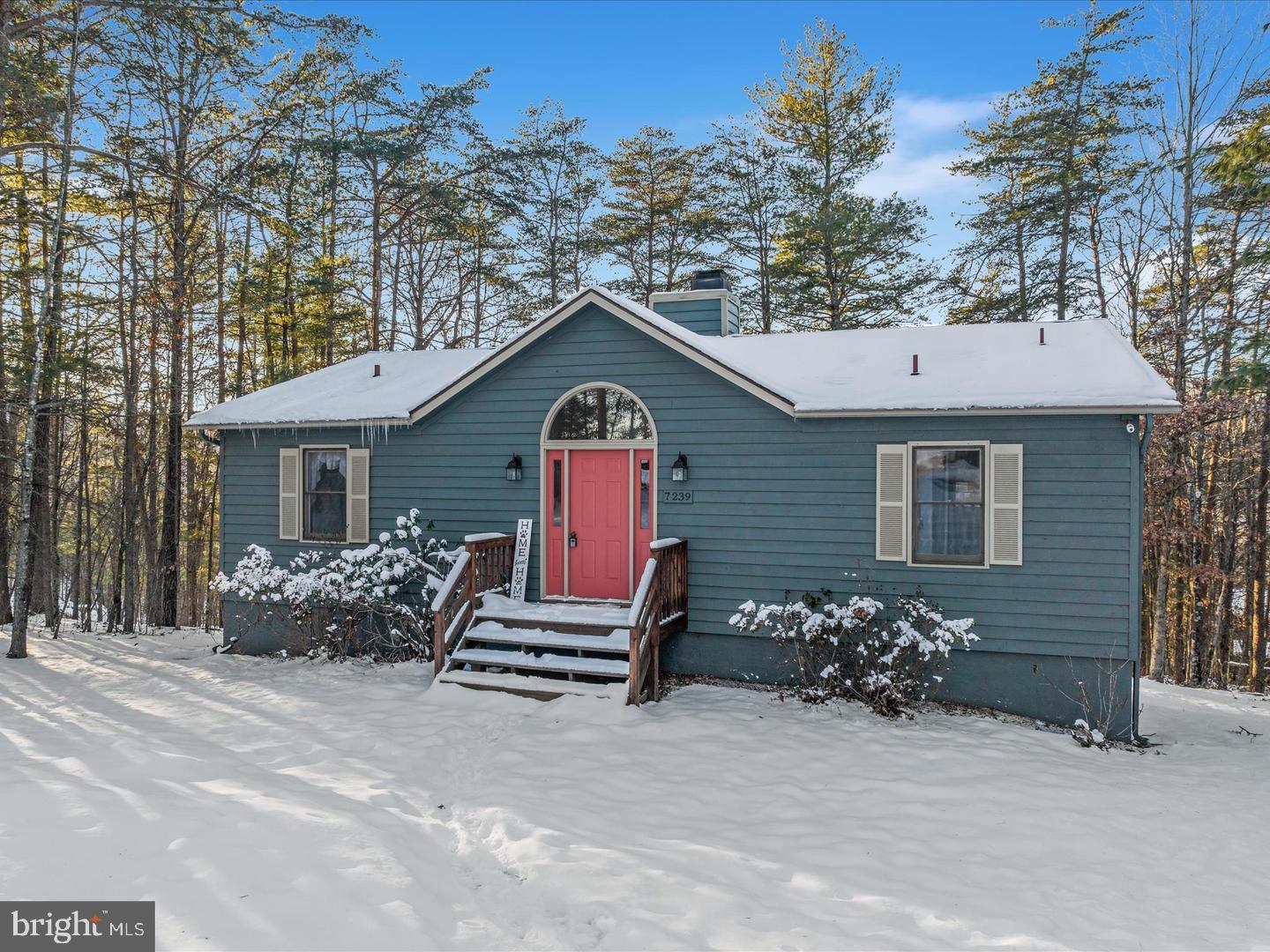 7239 SUPINLICK RIDGE RD, MOUNT JACKSON, Virginia 22842, 3 Bedrooms Bedrooms, ,2 BathroomsBathrooms,Residential,For sale,7239 SUPINLICK RIDGE RD,VASH2013392 MLS # VASH2013392