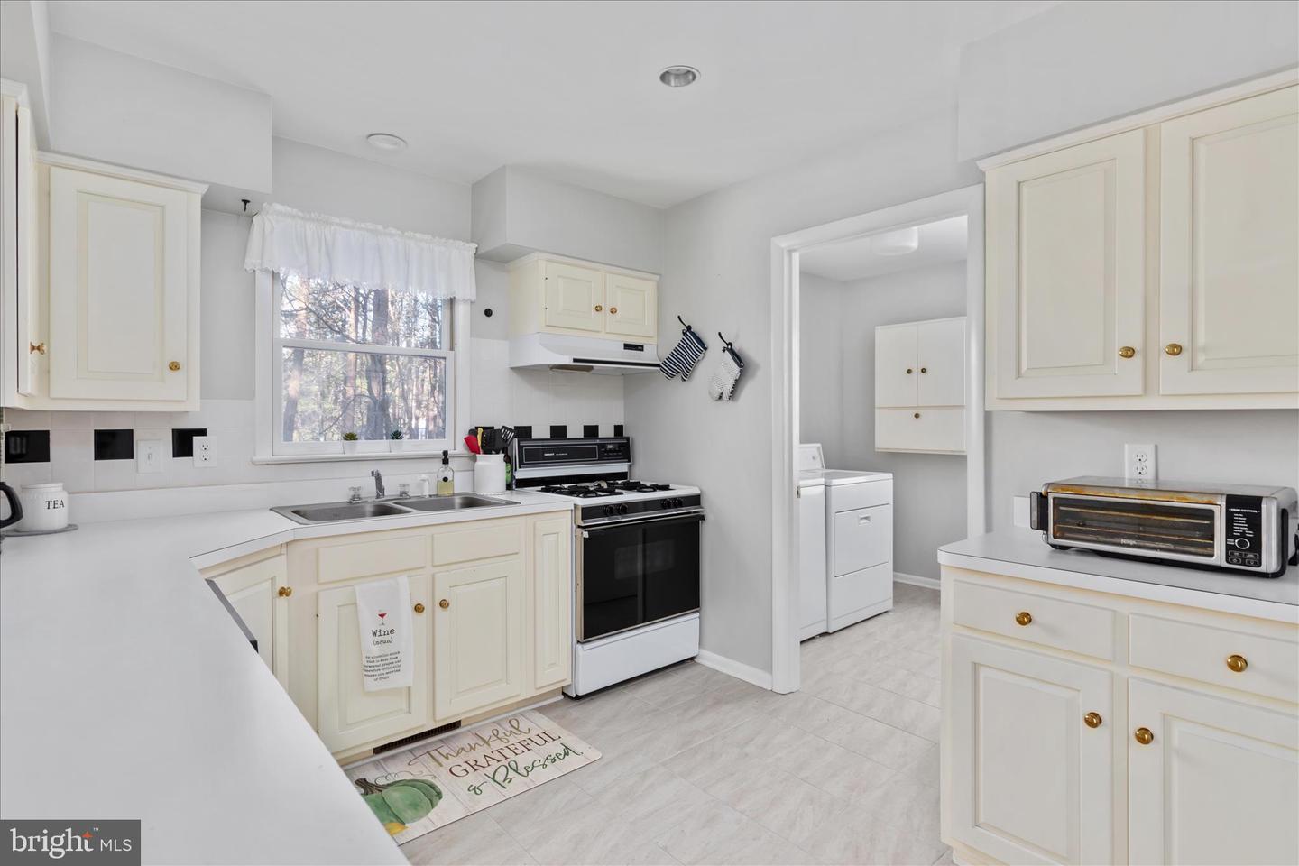 7239 SUPINLICK RIDGE RD, MOUNT JACKSON, Virginia 22842, 3 Bedrooms Bedrooms, ,2 BathroomsBathrooms,Residential,For sale,7239 SUPINLICK RIDGE RD,VASH2013392 MLS # VASH2013392