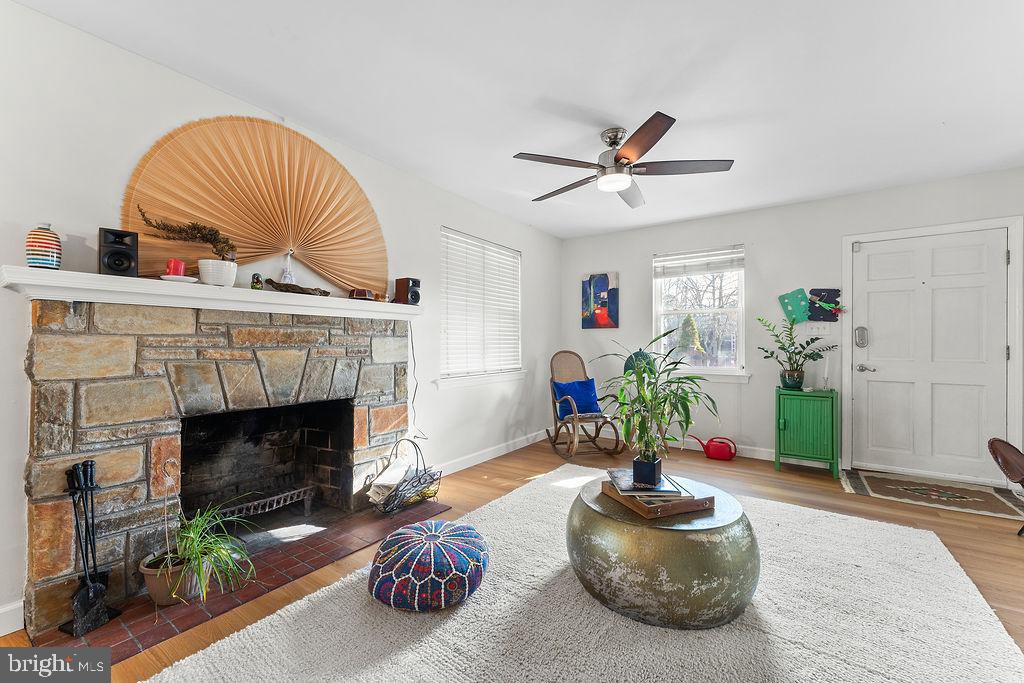 601 HANSON AVE, FREDERICKSBURG, Virginia 22401, 4 Bedrooms Bedrooms, ,2 BathroomsBathrooms,Residential,For sale,601 HANSON AVE,VAFB2009530 MLS # VAFB2009530