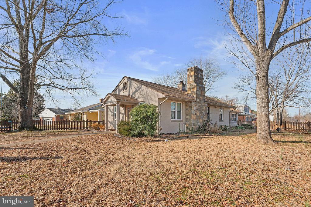 601 HANSON AVE, FREDERICKSBURG, Virginia 22401, 4 Bedrooms Bedrooms, ,2 BathroomsBathrooms,Residential,For sale,601 HANSON AVE,VAFB2009530 MLS # VAFB2009530