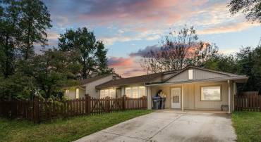 601 HANSON AVE, FREDERICKSBURG, Virginia 22401, 4 Bedrooms Bedrooms, ,2 BathroomsBathrooms,Residential,For sale,601 HANSON AVE,VAFB2009530 MLS # VAFB2009530