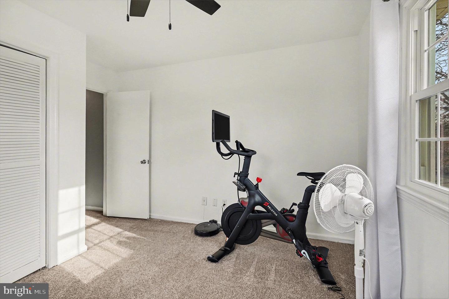 300 CLAY ST, FREDERICKSBURG, Virginia 22408, 3 Bedrooms Bedrooms, 9 Rooms Rooms,2 BathroomsBathrooms,Residential,For sale,300 CLAY ST,VASP2038696 MLS # VASP2038696