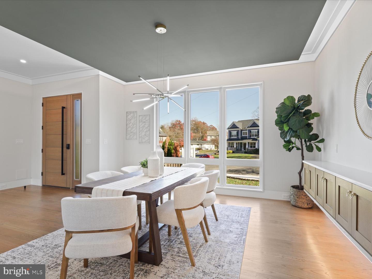 616 GIBSON CIR SW, VIENNA, Virginia 22180, 6 Bedrooms Bedrooms, ,6 BathroomsBathrooms,Residential,For sale,616 GIBSON CIR SW,VAFX2286098 MLS # VAFX2286098