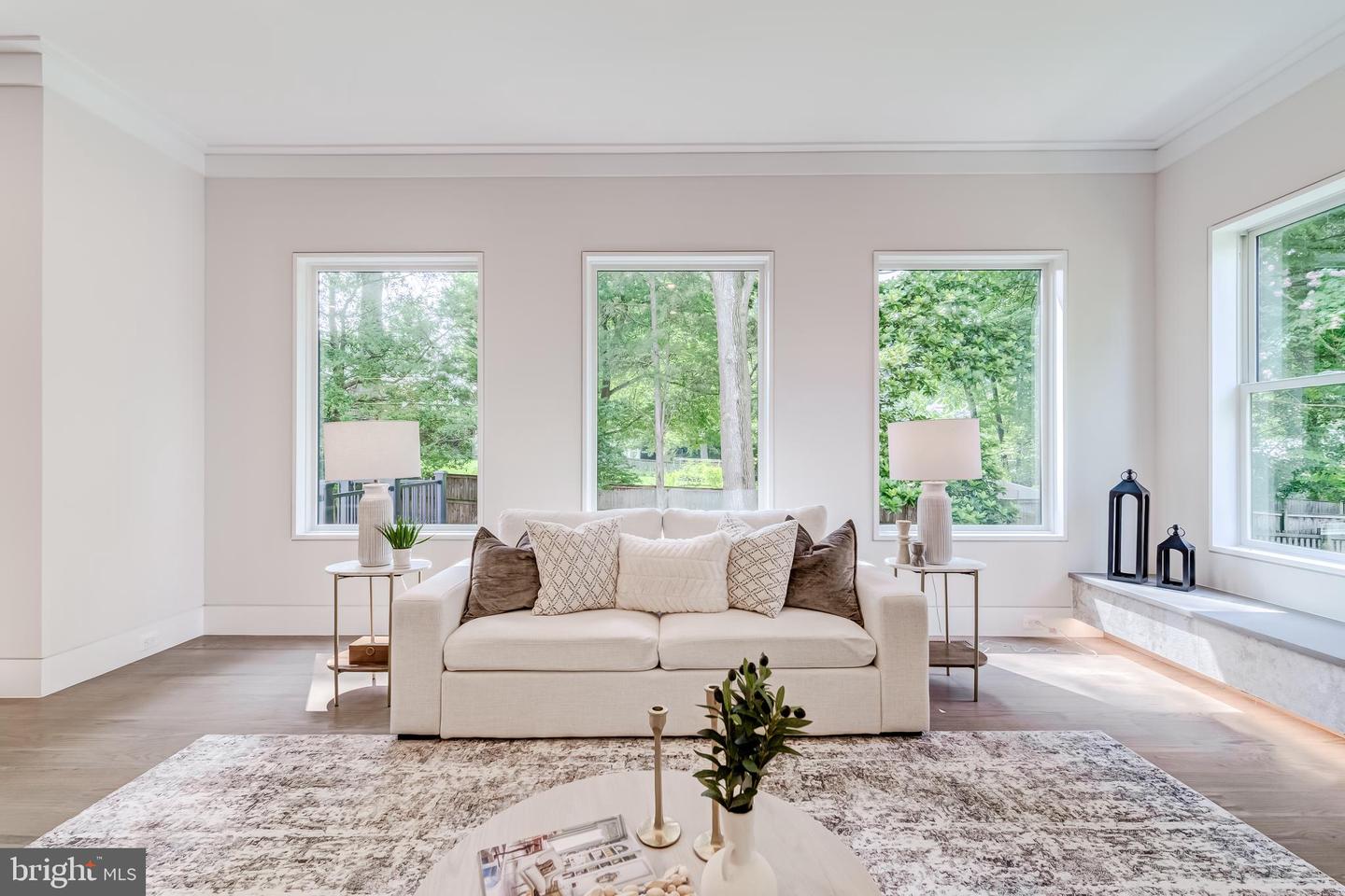 506 KINGSLEY RD SW, VIENNA, Virginia 22180, 6 Bedrooms Bedrooms, ,6 BathroomsBathrooms,Residential,For sale,506 KINGSLEY RD SW,VAFX2286100 MLS # VAFX2286100