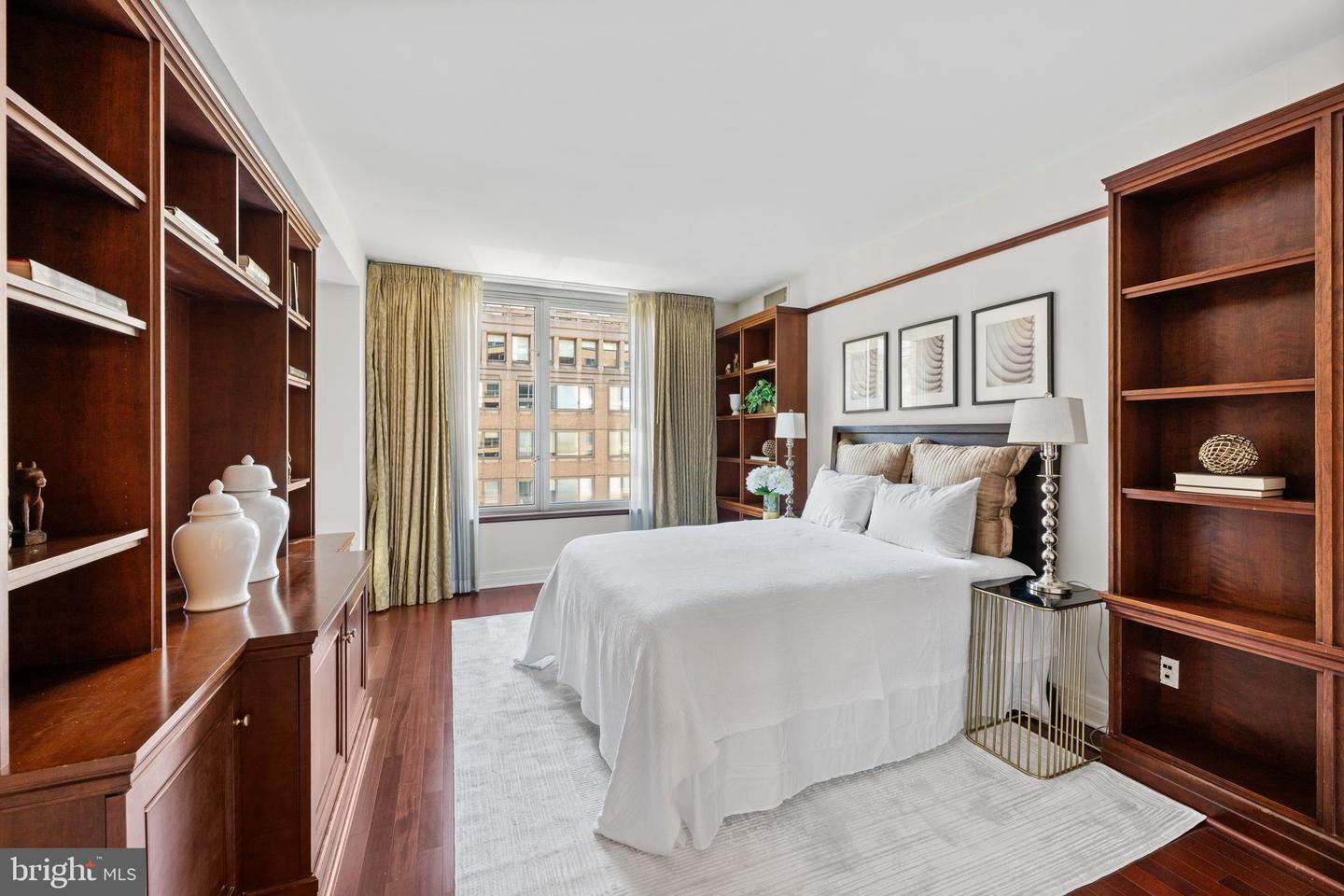 1155 23RD ST NW #6C, WASHINGTON, District Of Columbia 20037, 2 Bedrooms Bedrooms, ,2 BathroomsBathrooms,Residential,For sale,1155 23RD ST NW #6C,DCDC2241698 MLS # DCDC2241698