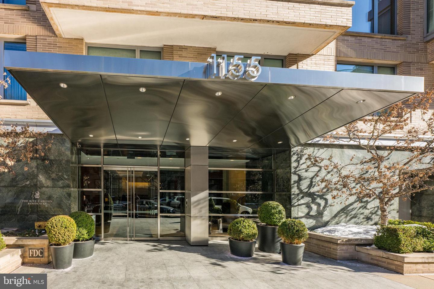 1155 23RD ST NW #6C, WASHINGTON, District Of Columbia 20037, 2 Bedrooms Bedrooms, ,2 BathroomsBathrooms,Residential,For sale,1155 23RD ST NW #6C,DCDC2241698 MLS # DCDC2241698