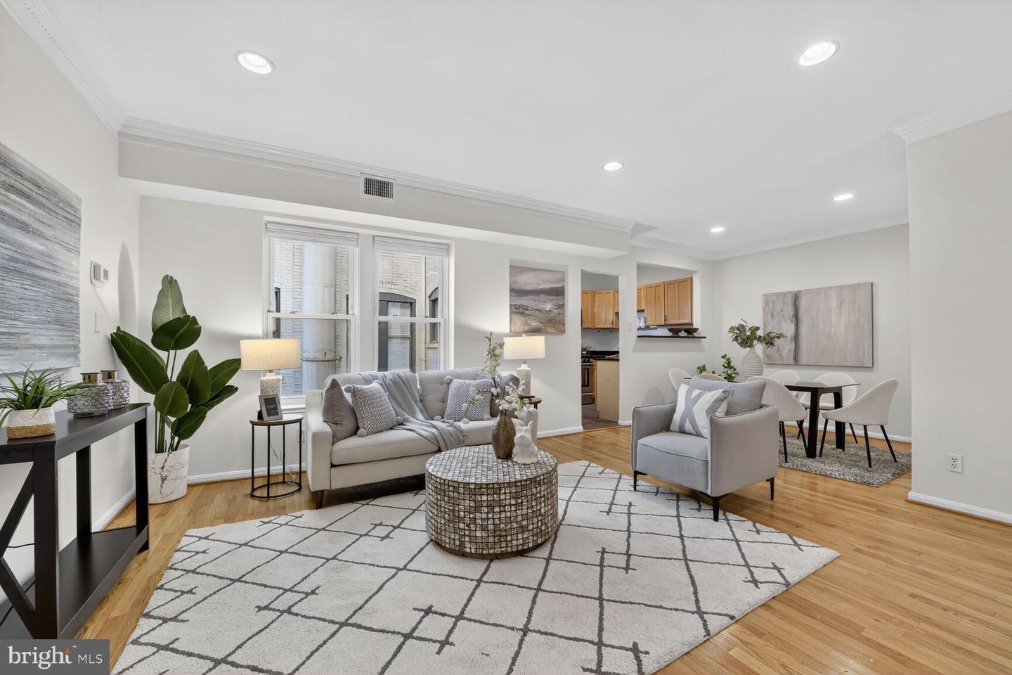 1669 COLUMBIA NW #313, WASHINGTON, District Of Columbia 20009, 2 Bedrooms Bedrooms, ,2 BathroomsBathrooms,Residential,For sale,1669 COLUMBIA NW #313,DCDC2241702 MLS # DCDC2241702