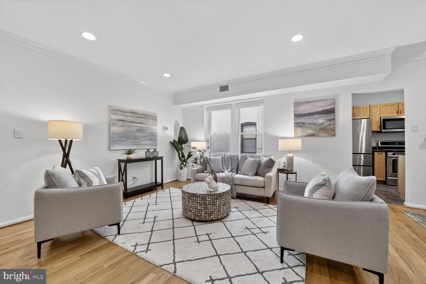 1669 COLUMBIA NW #313, WASHINGTON, District Of Columbia 20009, 2 Bedrooms Bedrooms, ,2 BathroomsBathrooms,Residential,For sale,1669 COLUMBIA NW #313,DCDC2241702 MLS # DCDC2241702