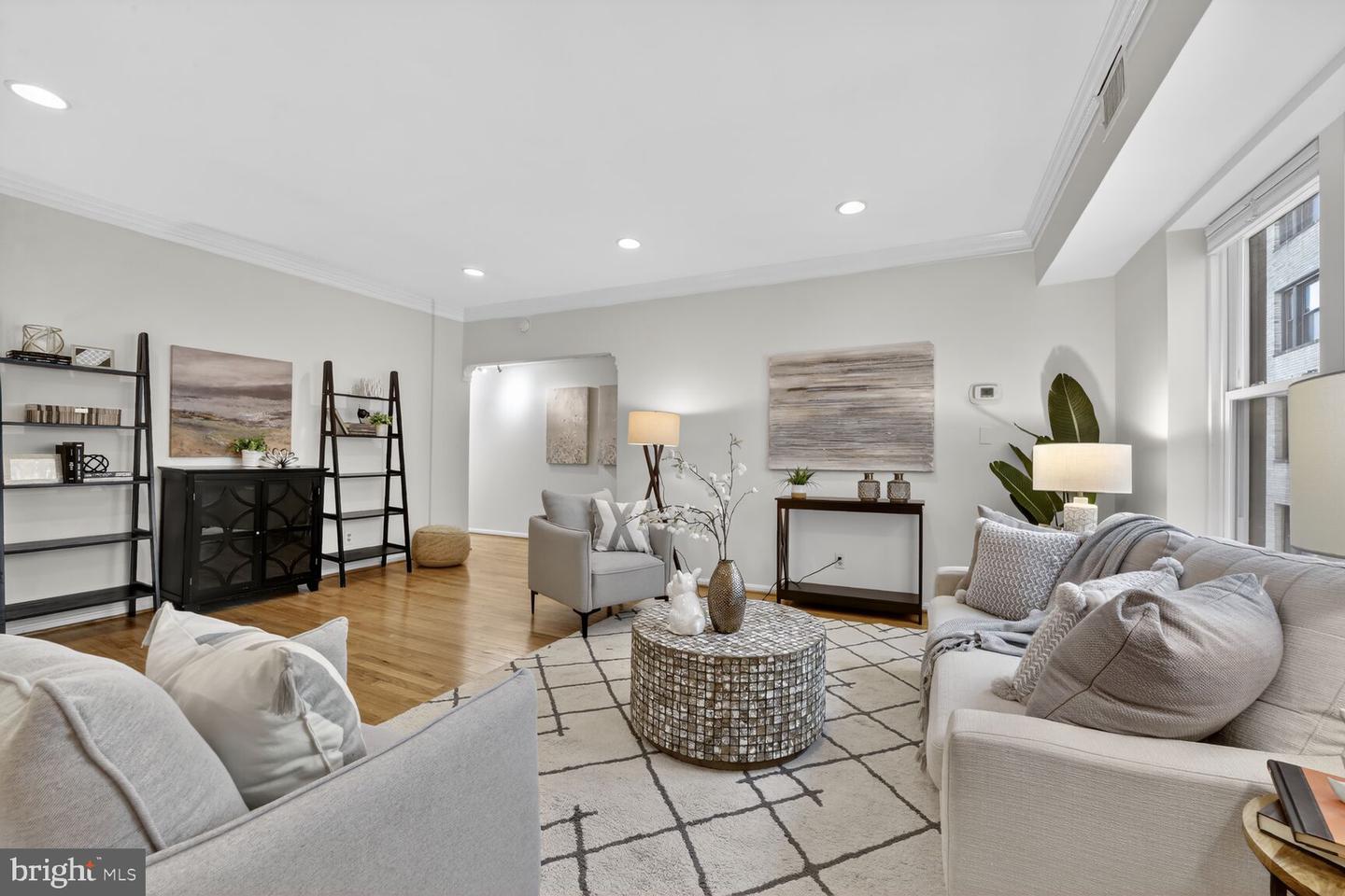 1669 COLUMBIA NW #313, WASHINGTON, District Of Columbia 20009, 2 Bedrooms Bedrooms, ,2 BathroomsBathrooms,Residential,For sale,1669 COLUMBIA NW #313,DCDC2241702 MLS # DCDC2241702