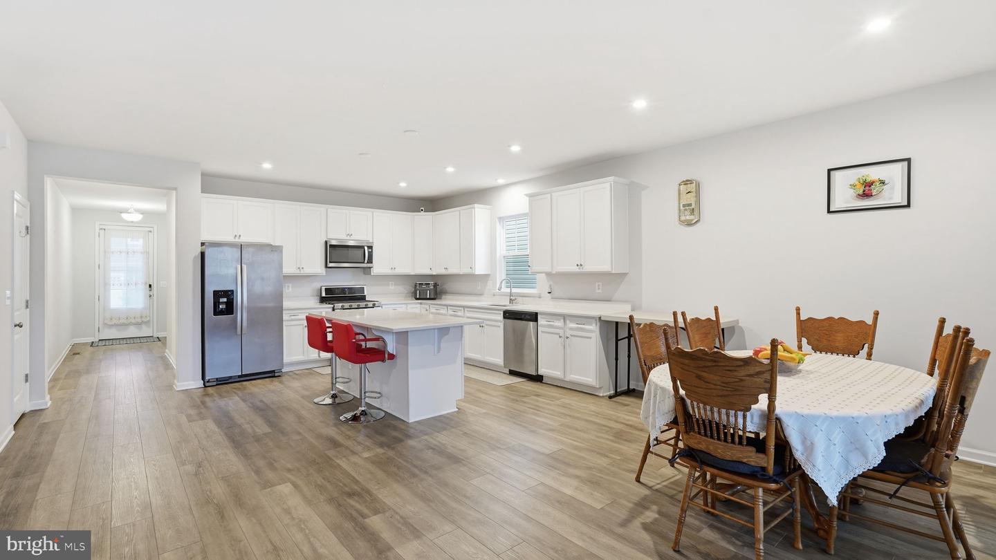 208 CONEFLOWER LN, STAFFORD, Virginia 22554, 4 Bedrooms Bedrooms, ,3 BathroomsBathrooms,Residential,For sale,208 CONEFLOWER LN,VAST2045318 MLS # VAST2045318