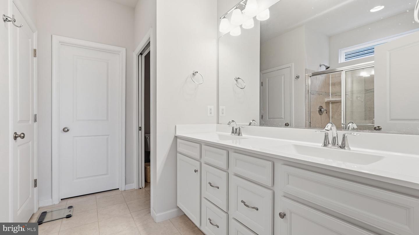 208 CONEFLOWER LN, STAFFORD, Virginia 22554, 4 Bedrooms Bedrooms, ,3 BathroomsBathrooms,Residential,For sale,208 CONEFLOWER LN,VAST2045318 MLS # VAST2045318