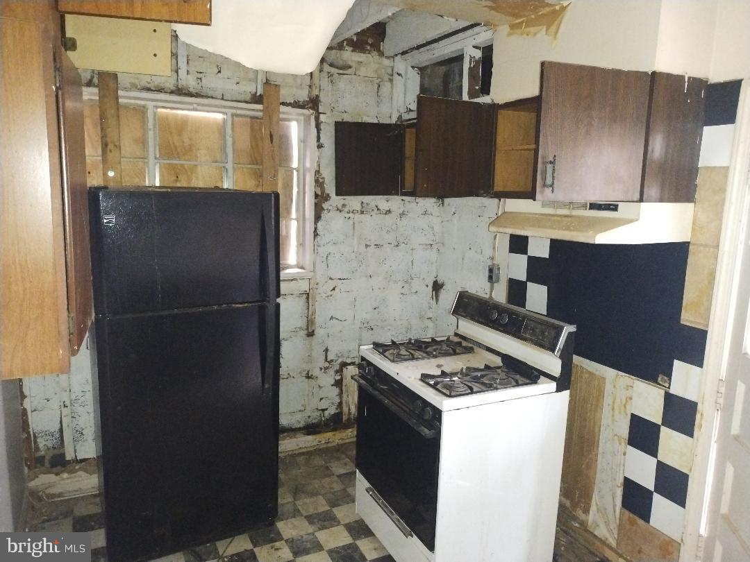 38 SHERIDAN ST NE, WASHINGTON, District Of Columbia 20011, 3 Bedrooms Bedrooms, 6 Rooms Rooms,1 BathroomBathrooms,Residential,For sale,38 SHERIDAN ST NE,DCDC2241724 MLS # DCDC2241724