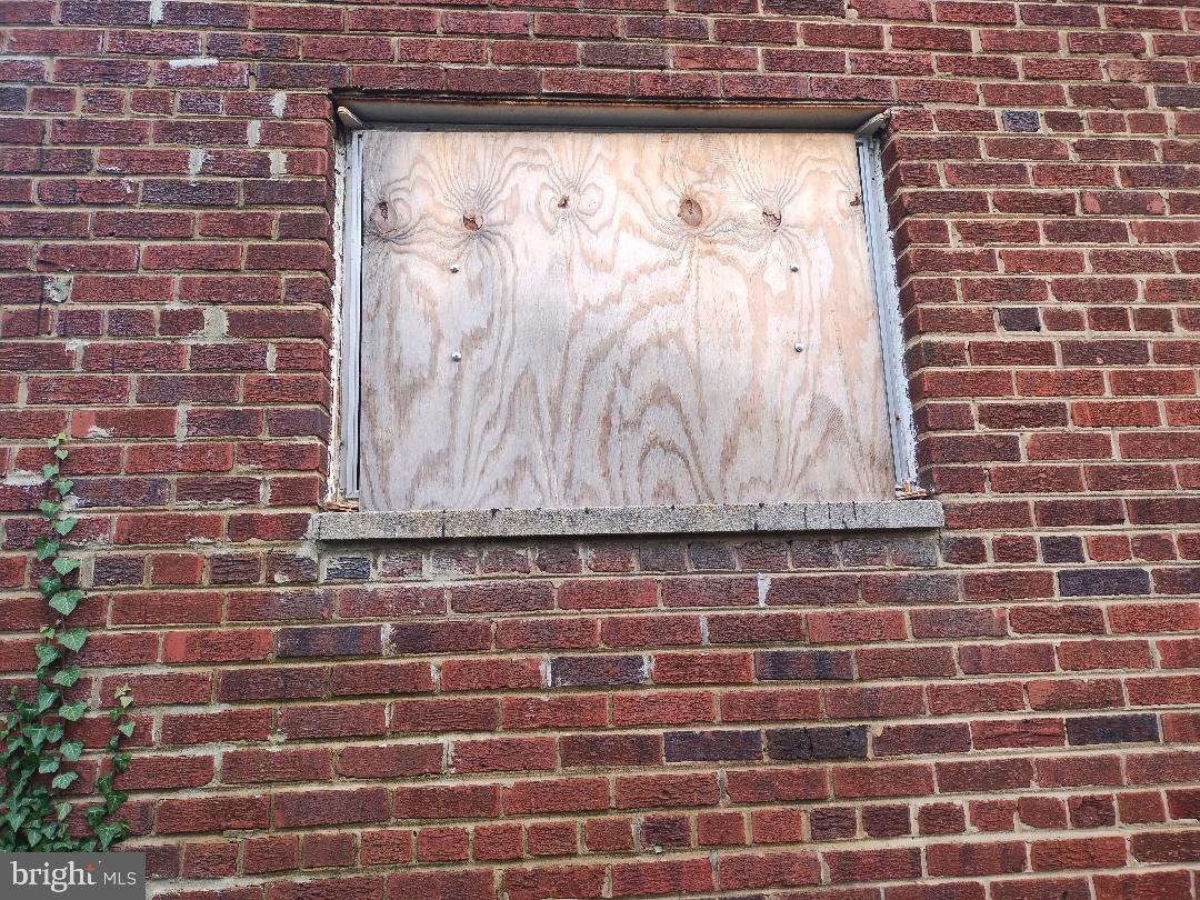 38 SHERIDAN ST NE, WASHINGTON, District Of Columbia 20011, 3 Bedrooms Bedrooms, 6 Rooms Rooms,1 BathroomBathrooms,Residential,For sale,38 SHERIDAN ST NE,DCDC2241724 MLS # DCDC2241724