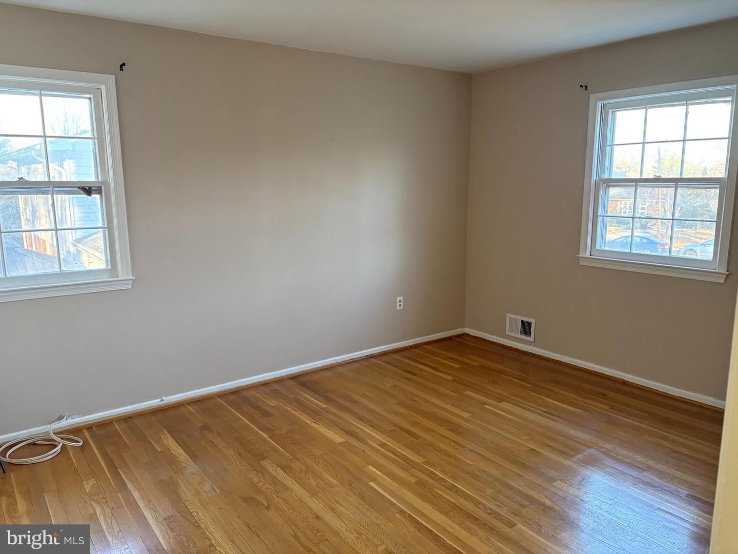 5112 ALTHEA DR, ANNANDALE, Virginia 22003, 4 Bedrooms Bedrooms, ,2 BathroomsBathrooms,Residential,For sale,5112 ALTHEA DR,VAFX2286134 MLS # VAFX2286134