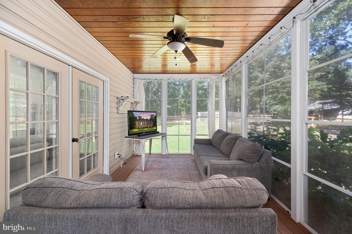 8903 BOULEVARD OF THE GENERALS, SPOTSYLVANIA, Virginia 22553, 4 Bedrooms Bedrooms, ,3 BathroomsBathrooms,Residential,For sale,8903 BOULEVARD OF THE GENERALS,VASP2038698 MLS # VASP2038698