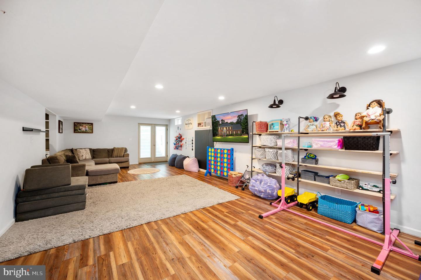 8903 BOULEVARD OF THE GENERALS, SPOTSYLVANIA, Virginia 22553, 4 Bedrooms Bedrooms, ,3 BathroomsBathrooms,Residential,For sale,8903 BOULEVARD OF THE GENERALS,VASP2038698 MLS # VASP2038698