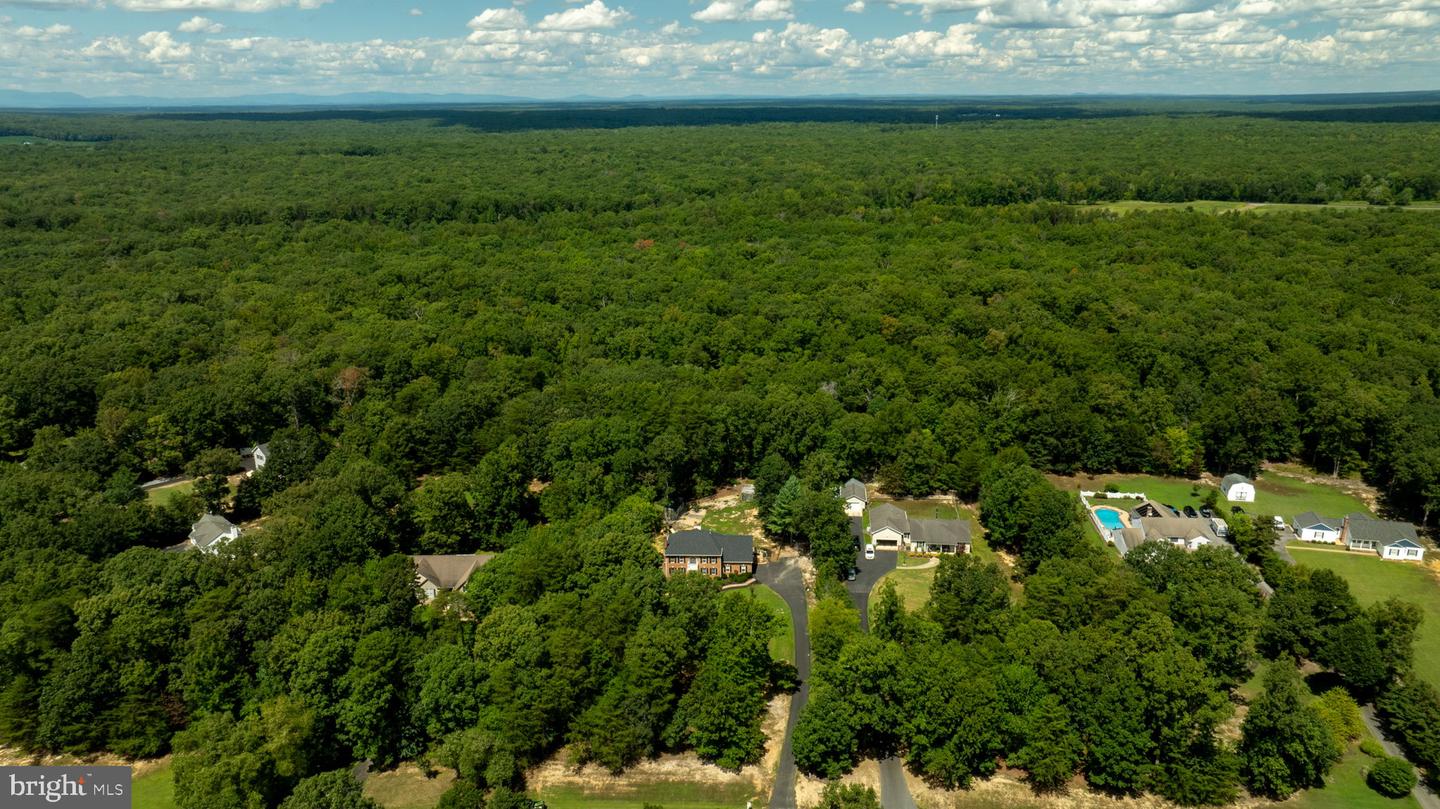 8903 BOULEVARD OF THE GENERALS, SPOTSYLVANIA, Virginia 22553, 4 Bedrooms Bedrooms, ,3 BathroomsBathrooms,Residential,For sale,8903 BOULEVARD OF THE GENERALS,VASP2038698 MLS # VASP2038698