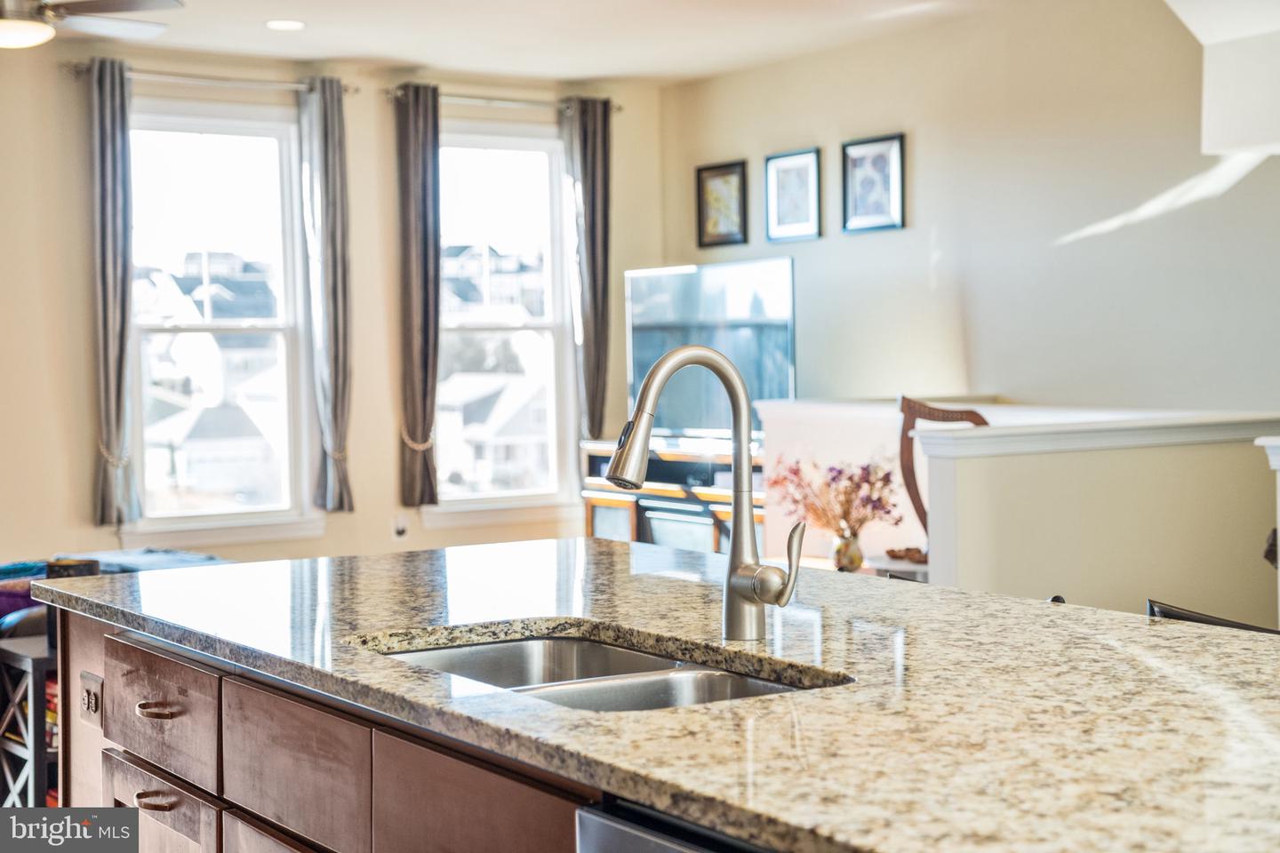 3219 CHARLESTON BLVD, ROCKINGHAM, Virginia 22801, 3 Bedrooms Bedrooms, 6 Rooms Rooms,2 BathroomsBathrooms,Residential,For sale,3219 CHARLESTON BLVD,VARO2002816 MLS # VARO2002816