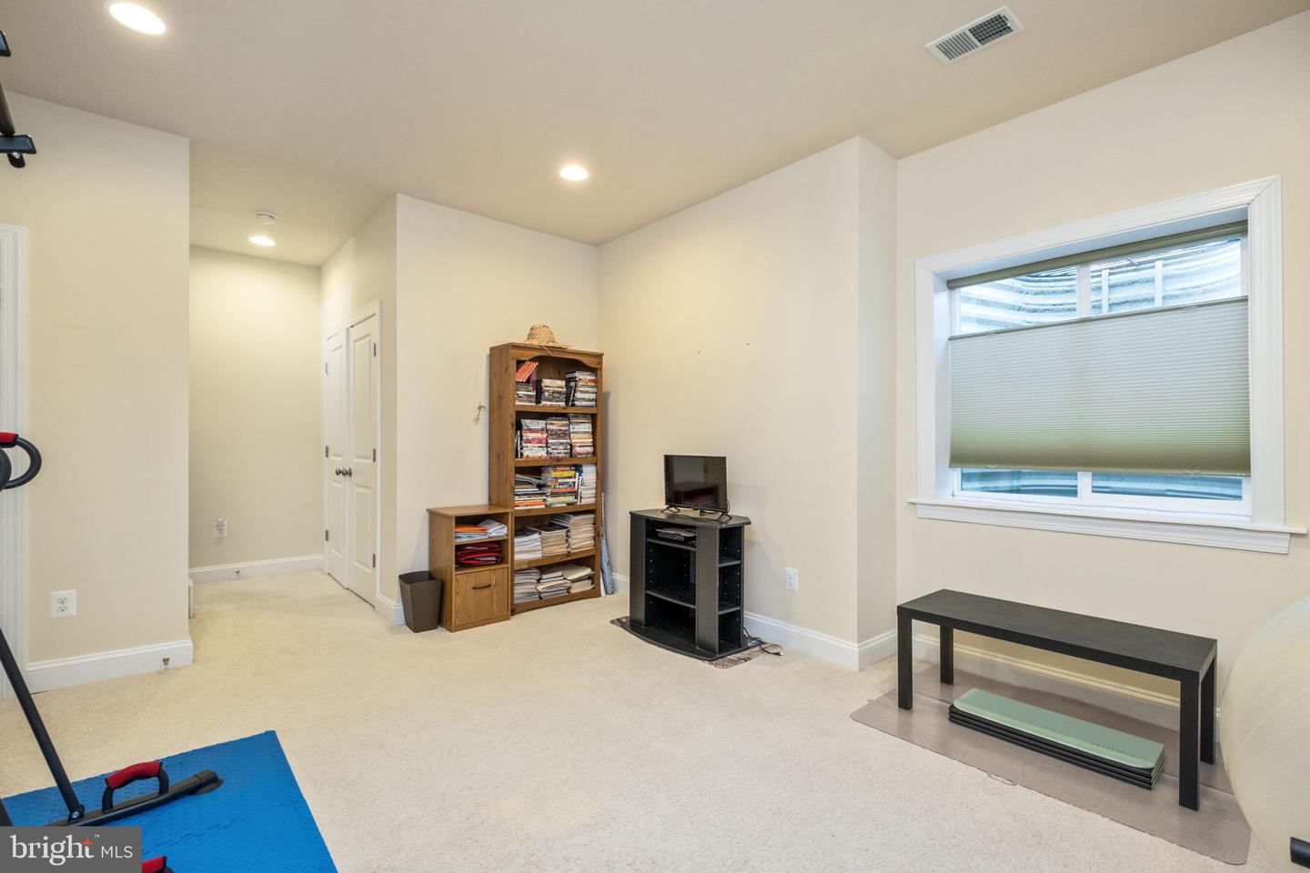 3219 CHARLESTON BLVD, ROCKINGHAM, Virginia 22801, 3 Bedrooms Bedrooms, 6 Rooms Rooms,2 BathroomsBathrooms,Residential,For sale,3219 CHARLESTON BLVD,VARO2002816 MLS # VARO2002816