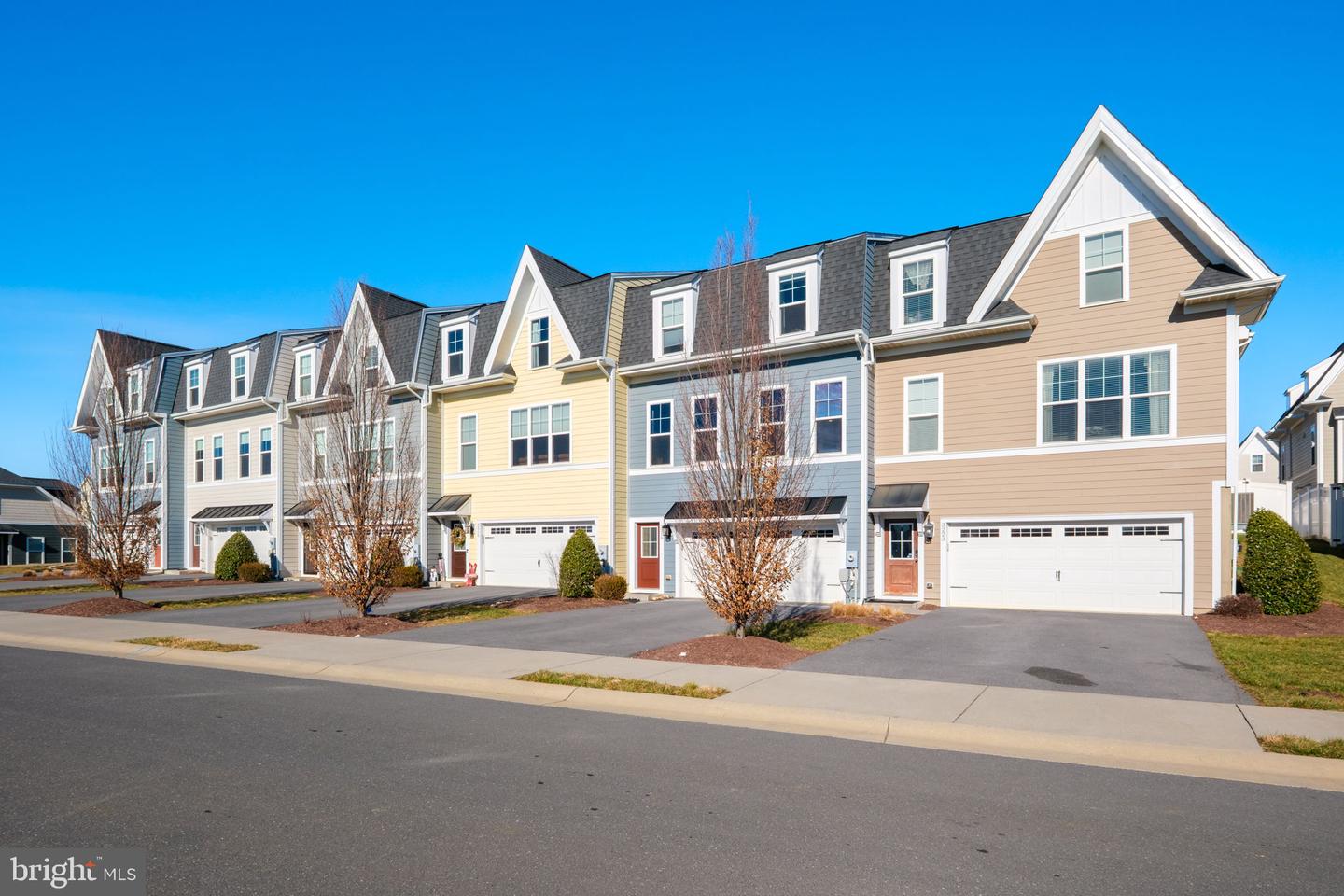 3219 CHARLESTON BLVD, ROCKINGHAM, Virginia 22801, 3 Bedrooms Bedrooms, 6 Rooms Rooms,2 BathroomsBathrooms,Residential,For sale,3219 CHARLESTON BLVD,VARO2002816 MLS # VARO2002816