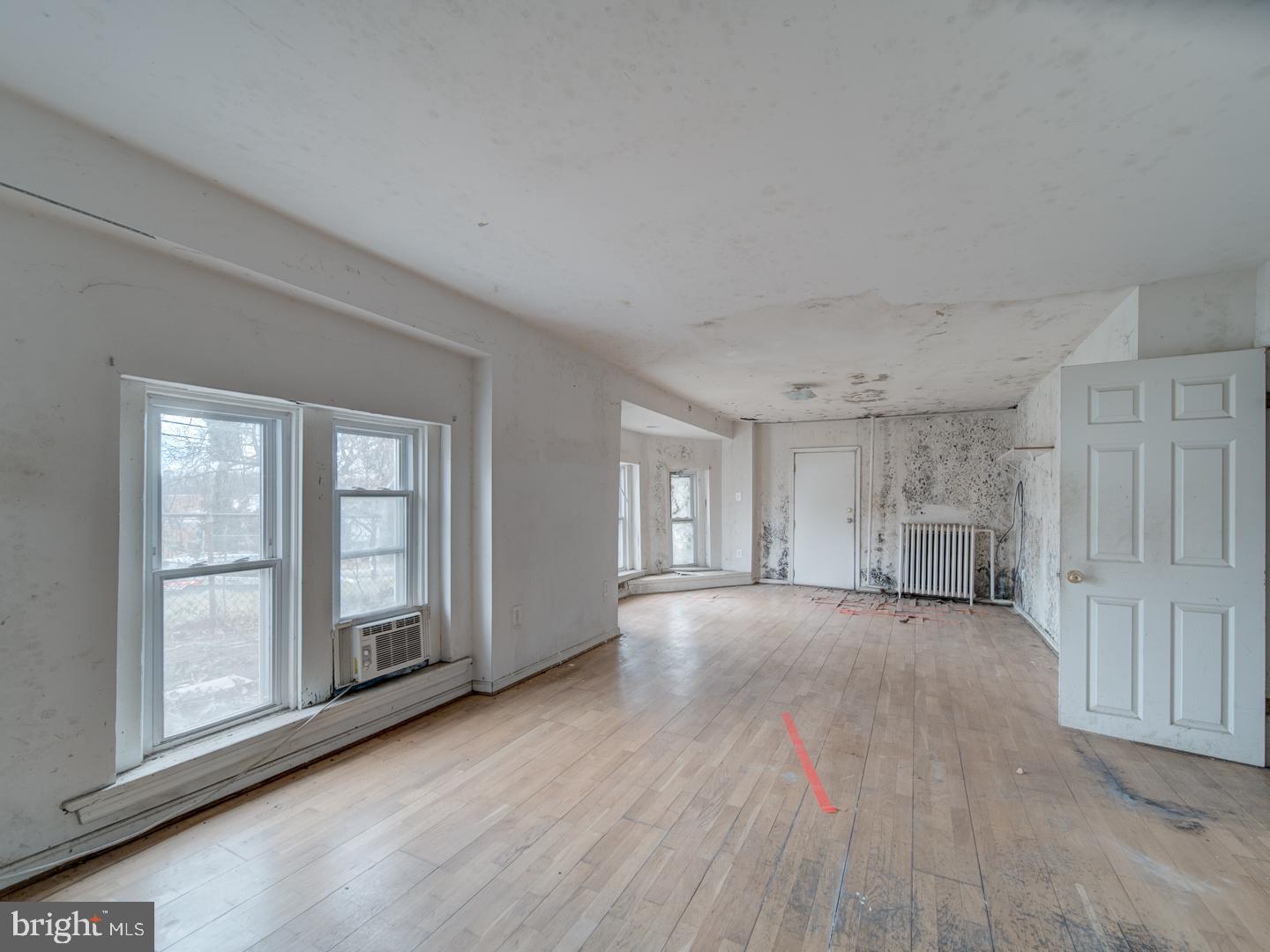 2015 DOUGLAS ST NE, WASHINGTON, District Of Columbia 20018, 3 Bedrooms Bedrooms, ,1 BathroomBathrooms,Residential,For sale,2015 DOUGLAS ST NE,DCDC2241744 MLS # DCDC2241744