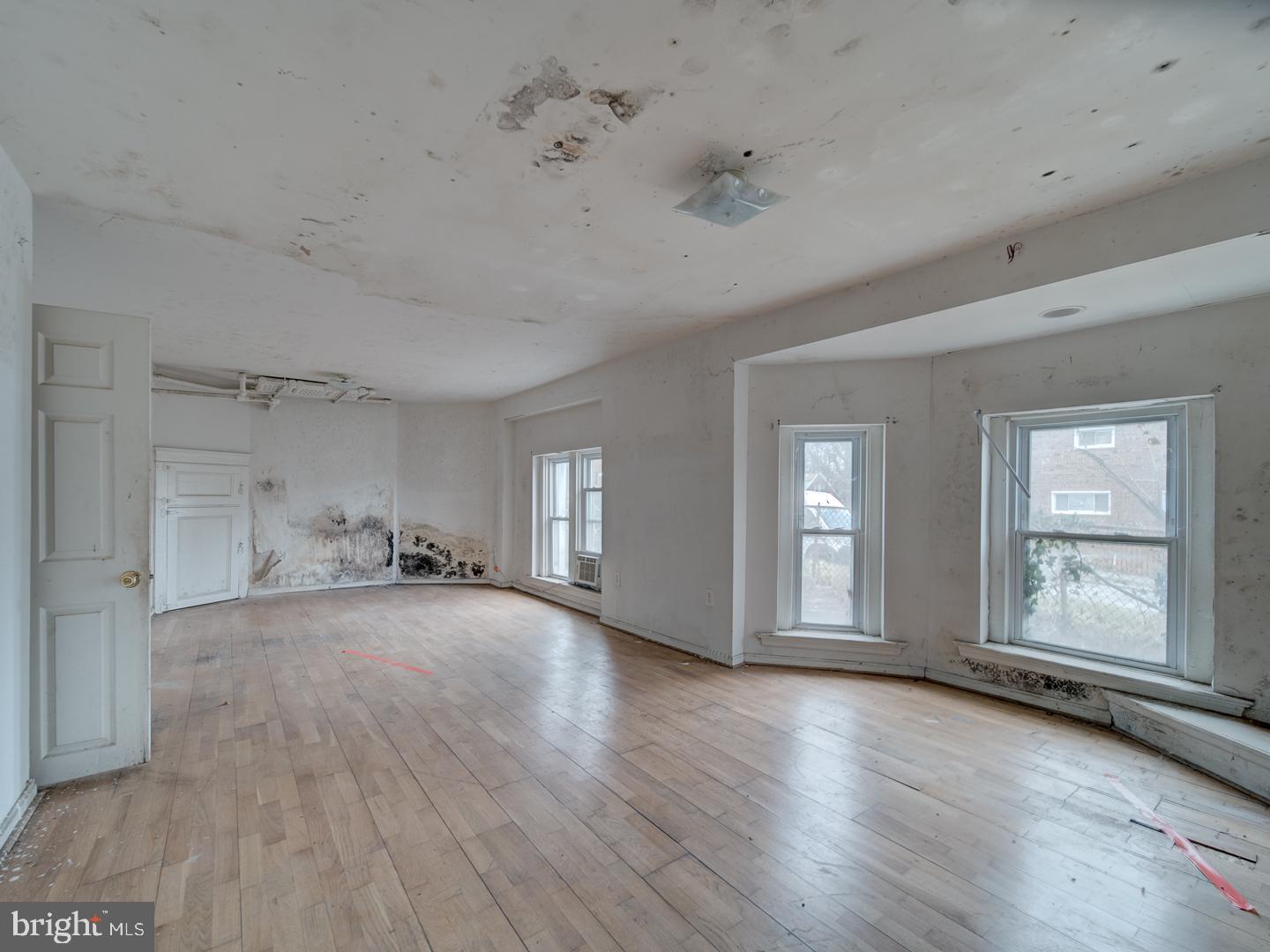 2015 DOUGLAS ST NE, WASHINGTON, District Of Columbia 20018, 3 Bedrooms Bedrooms, ,1 BathroomBathrooms,Residential,For sale,2015 DOUGLAS ST NE,DCDC2241744 MLS # DCDC2241744