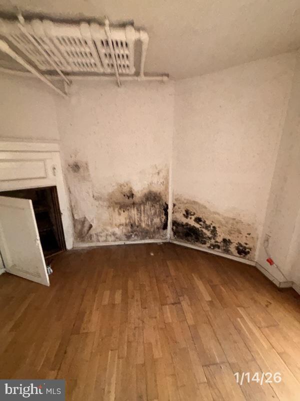 2015 DOUGLAS ST NE, WASHINGTON, District Of Columbia 20018, 3 Bedrooms Bedrooms, ,1 BathroomBathrooms,Residential,For sale,2015 DOUGLAS ST NE,DCDC2241744 MLS # DCDC2241744