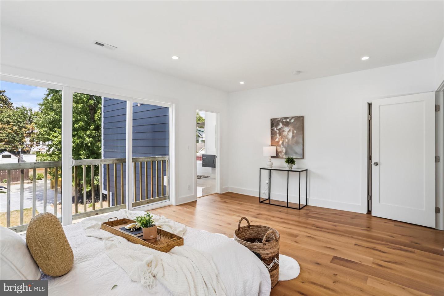 1341 INGRAHAM ST NW, WASHINGTON, District Of Columbia 20011, 3 Bedrooms Bedrooms, ,4 BathroomsBathrooms,Residential,For sale,1341 INGRAHAM ST NW,DCDC2241746 MLS # DCDC2241746