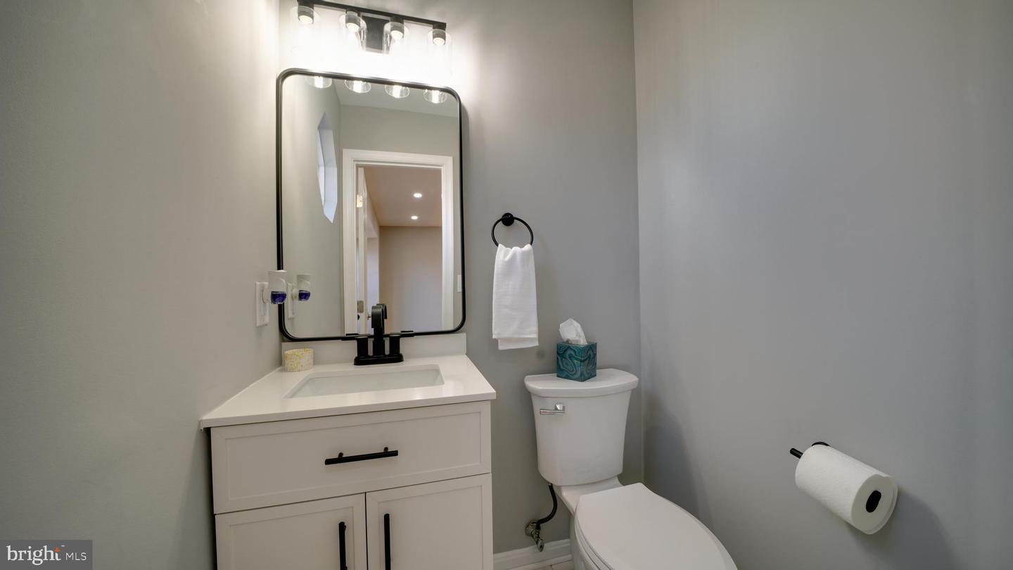 6934 VILLAGE STREAM PL, GAINESVILLE, Virginia 20155, 3 Bedrooms Bedrooms, ,2 BathroomsBathrooms,Residential,For sale,6934 VILLAGE STREAM PL,VAPW2110694 MLS # VAPW2110694