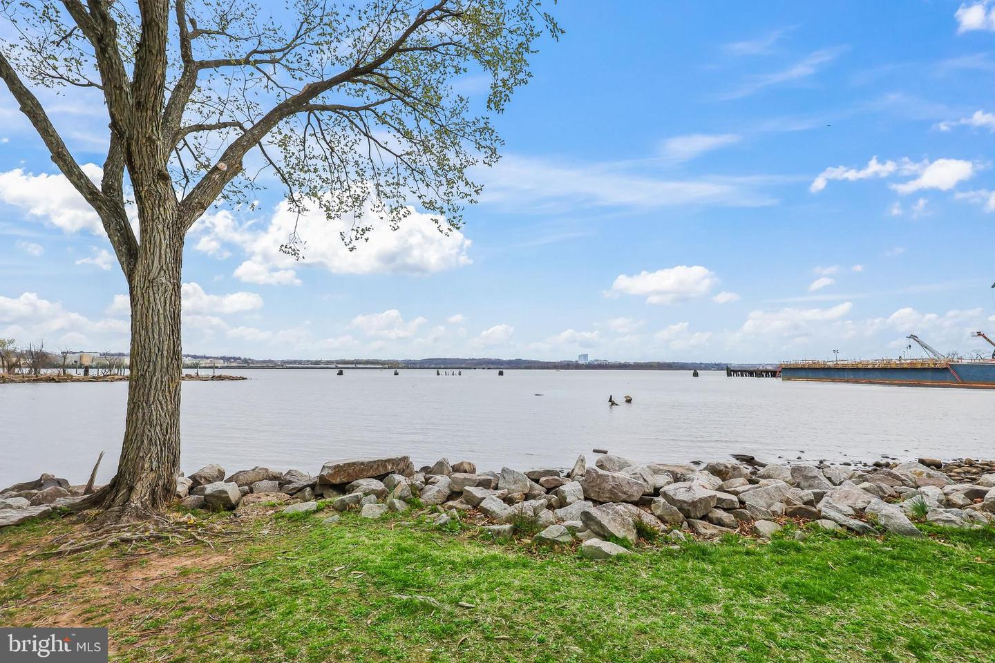 522 N ROYAL ST, ALEXANDRIA, Virginia 22314, 3 Bedrooms Bedrooms, ,2 BathroomsBathrooms,Residential,For sale,522 N ROYAL ST,VAAX2053254 MLS # VAAX2053254