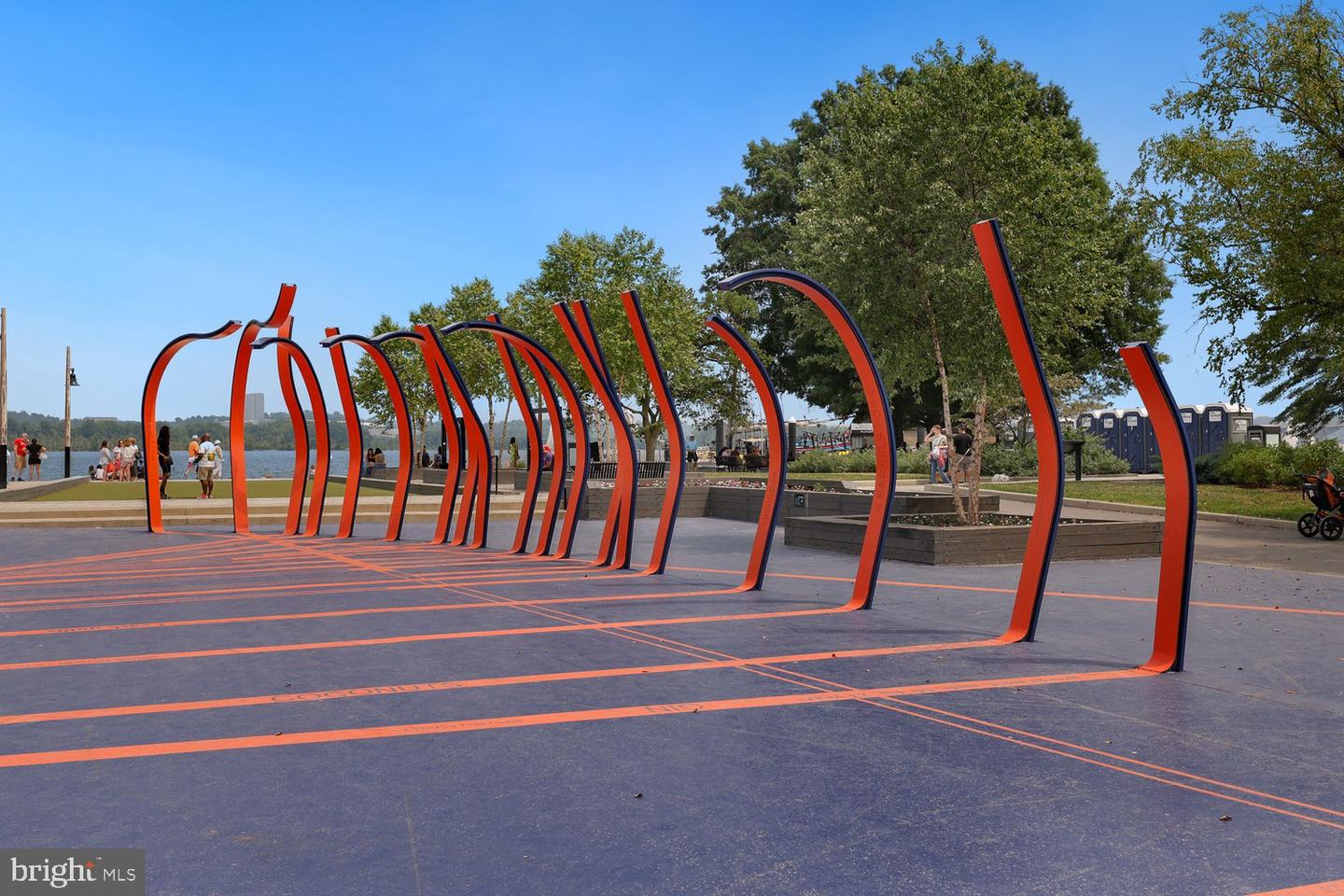 522 N ROYAL ST, ALEXANDRIA, Virginia 22314, 3 Bedrooms Bedrooms, ,2 BathroomsBathrooms,Residential,For sale,522 N ROYAL ST,VAAX2053254 MLS # VAAX2053254