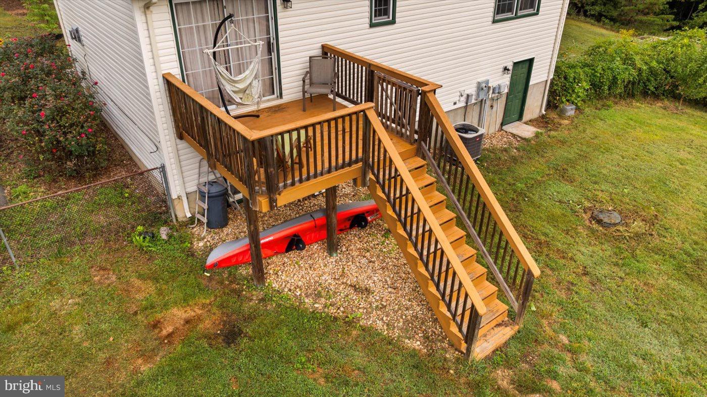 621 HOLLY CORNER RD, FREDERICKSBURG, Virginia 22406, 3 Bedrooms Bedrooms, 5 Rooms Rooms,2 BathroomsBathrooms,Residential,For sale,621 HOLLY CORNER RD,VAST2045316 MLS # VAST2045316