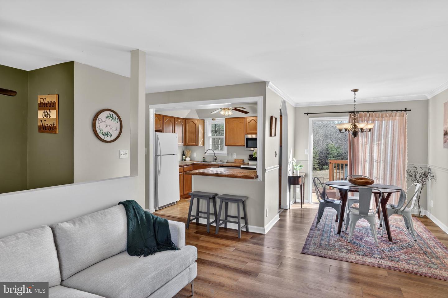 621 HOLLY CORNER RD, FREDERICKSBURG, Virginia 22406, 3 Bedrooms Bedrooms, 5 Rooms Rooms,2 BathroomsBathrooms,Residential,For sale,621 HOLLY CORNER RD,VAST2045316 MLS # VAST2045316