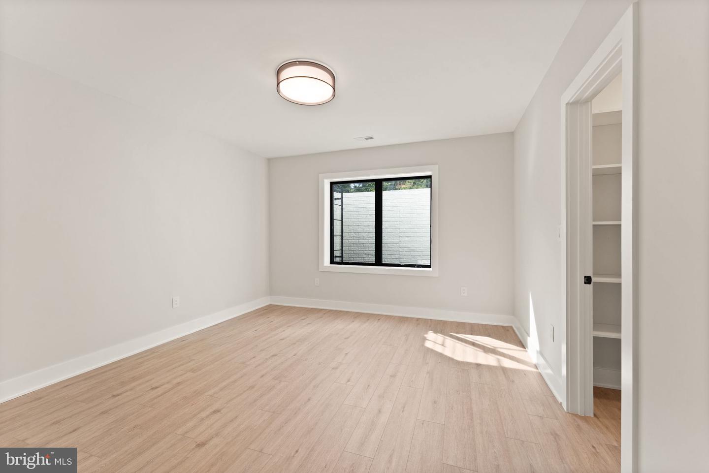 1710 DALEWOOD PLACE, MCLEAN, Virginia 22101, 6 Bedrooms Bedrooms, ,6 BathroomsBathrooms,Residential,For sale,1710 DALEWOOD PLACE,VAFX2286050 MLS # VAFX2286050