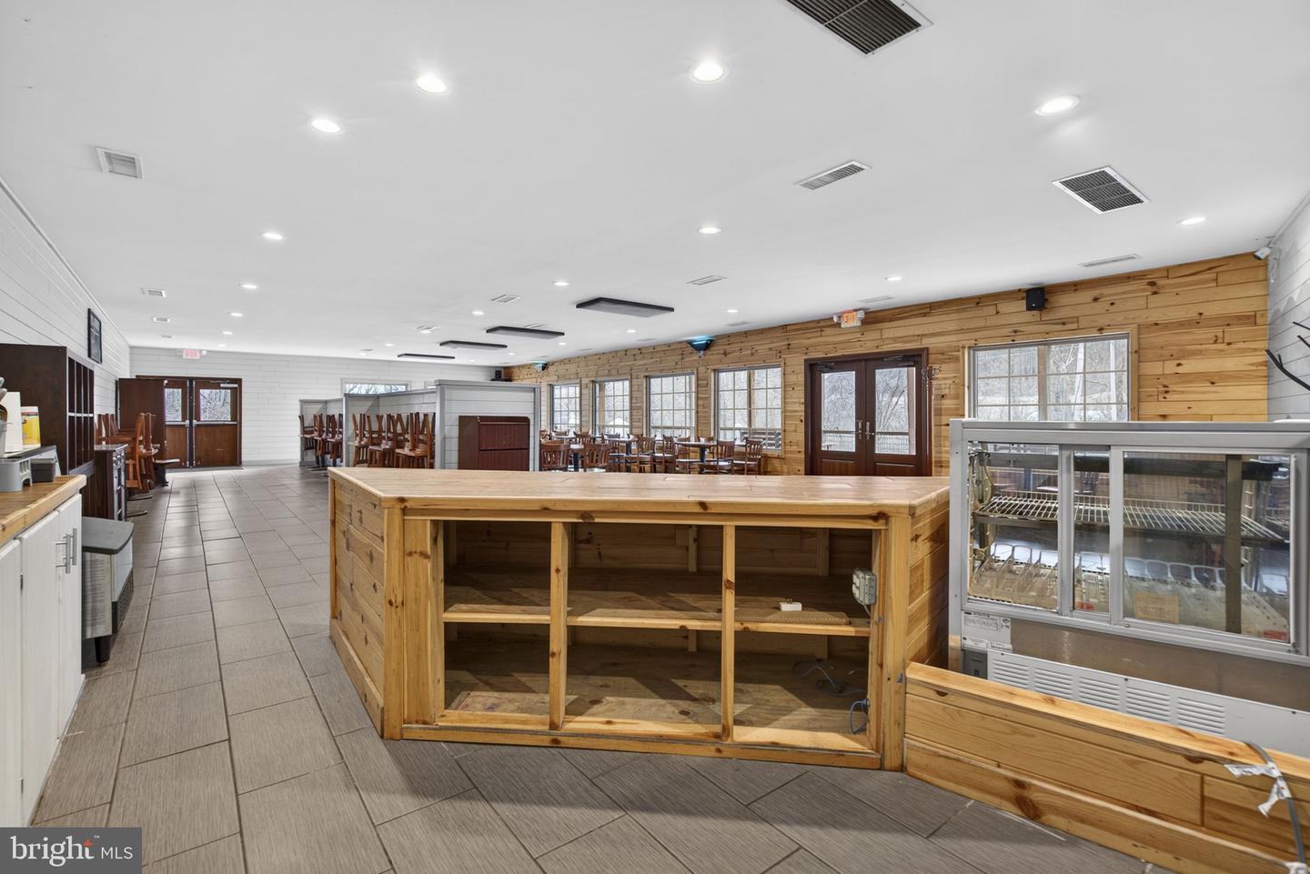 11669 LEE HWY, SPERRYVILLE, Virginia 22740, ,Land,For sale,11669 LEE HWY,VARP2002464 MLS # VARP2002464