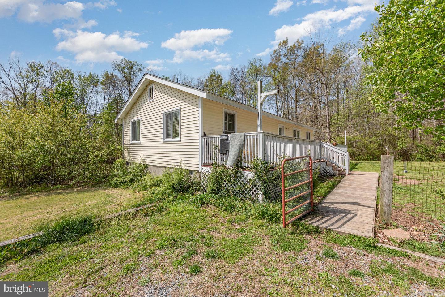 19803 ANDERSON MILL RD, BEAVERDAM, Virginia 23015, 3 Bedrooms Bedrooms, ,2 BathroomsBathrooms,Residential,For sale,19803 ANDERSON MILL RD,VACV2008022 MLS # VACV2008022