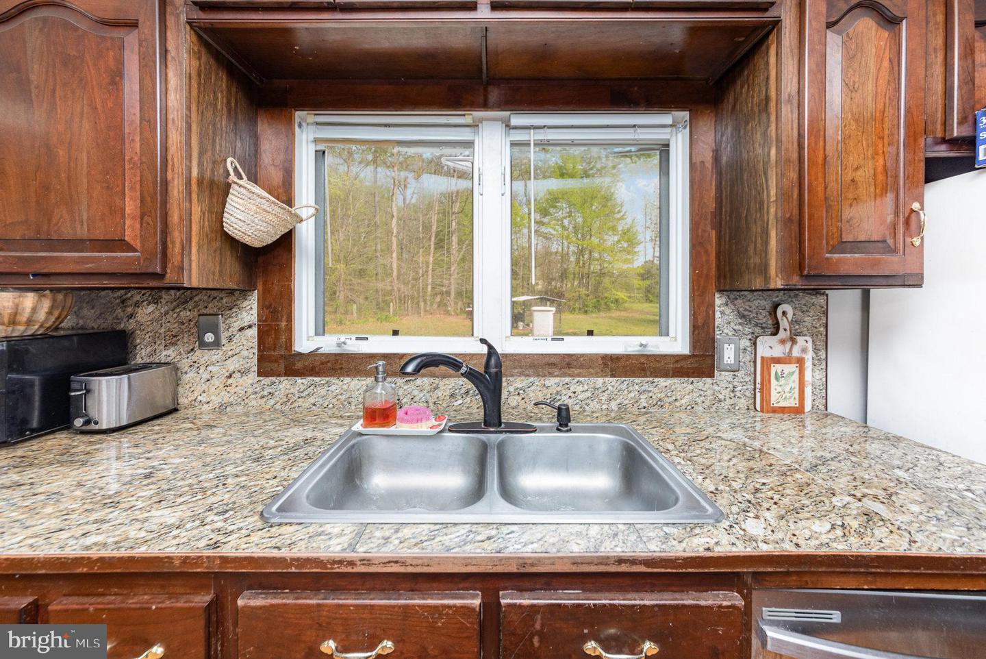 19803 ANDERSON MILL RD, BEAVERDAM, Virginia 23015, 3 Bedrooms Bedrooms, ,2 BathroomsBathrooms,Residential,For sale,19803 ANDERSON MILL RD,VACV2008022 MLS # VACV2008022