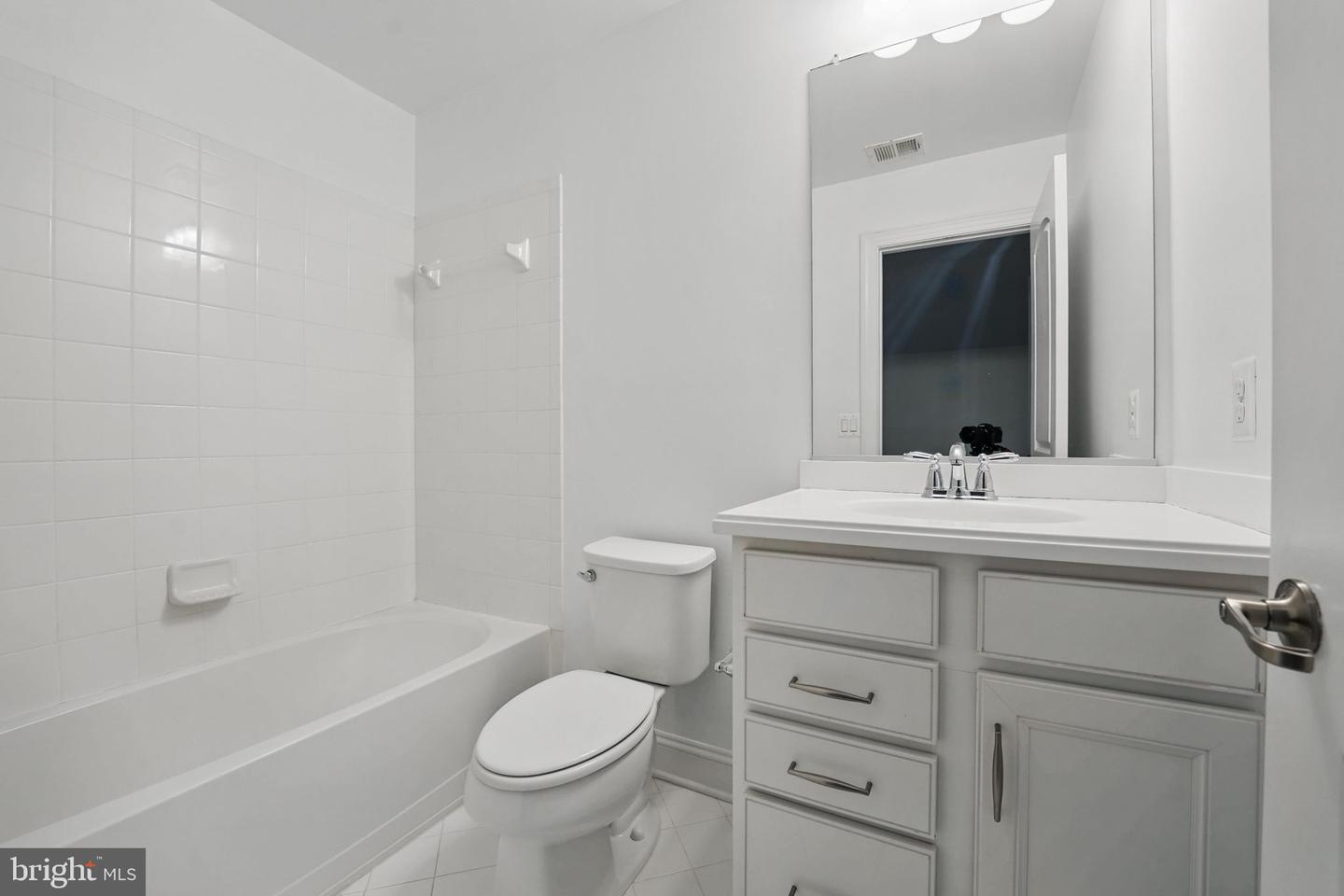 11708 EAGLE RIDGE DR, SPOTSYLVANIA, Virginia 22551, 5 Bedrooms Bedrooms, ,4 BathroomsBathrooms,Residential,For sale,11708 EAGLE RIDGE DR,VASP2032760 MLS # VASP2032760