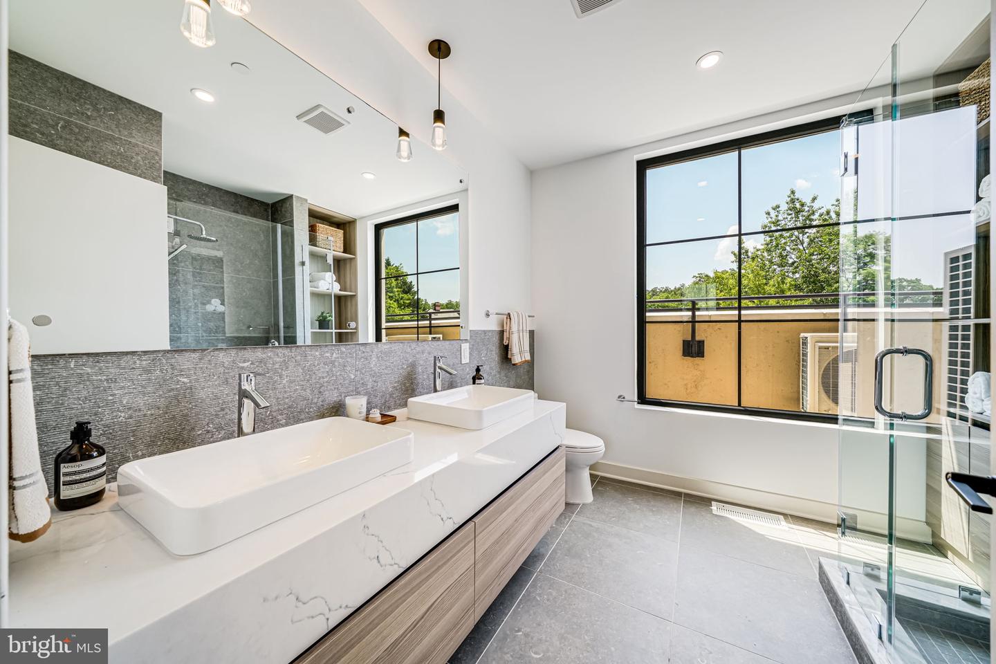 2903 NEWARK ST NW, WASHINGTON, District Of Columbia 20008, 3 Bedrooms Bedrooms, ,2 BathroomsBathrooms,Residential,For sale,2903 NEWARK ST NW,DCDC2201656 MLS # DCDC2201656