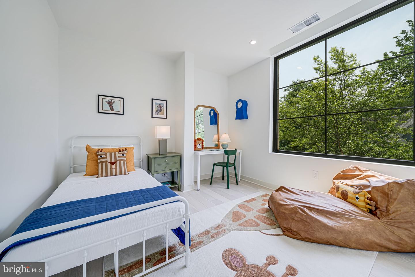 2905 NEWARK ST NW, WASHINGTON, District Of Columbia 20008, 3 Bedrooms Bedrooms, ,2 BathroomsBathrooms,Residential,For sale,2905 NEWARK ST NW,DCDC2207396 MLS # DCDC2207396