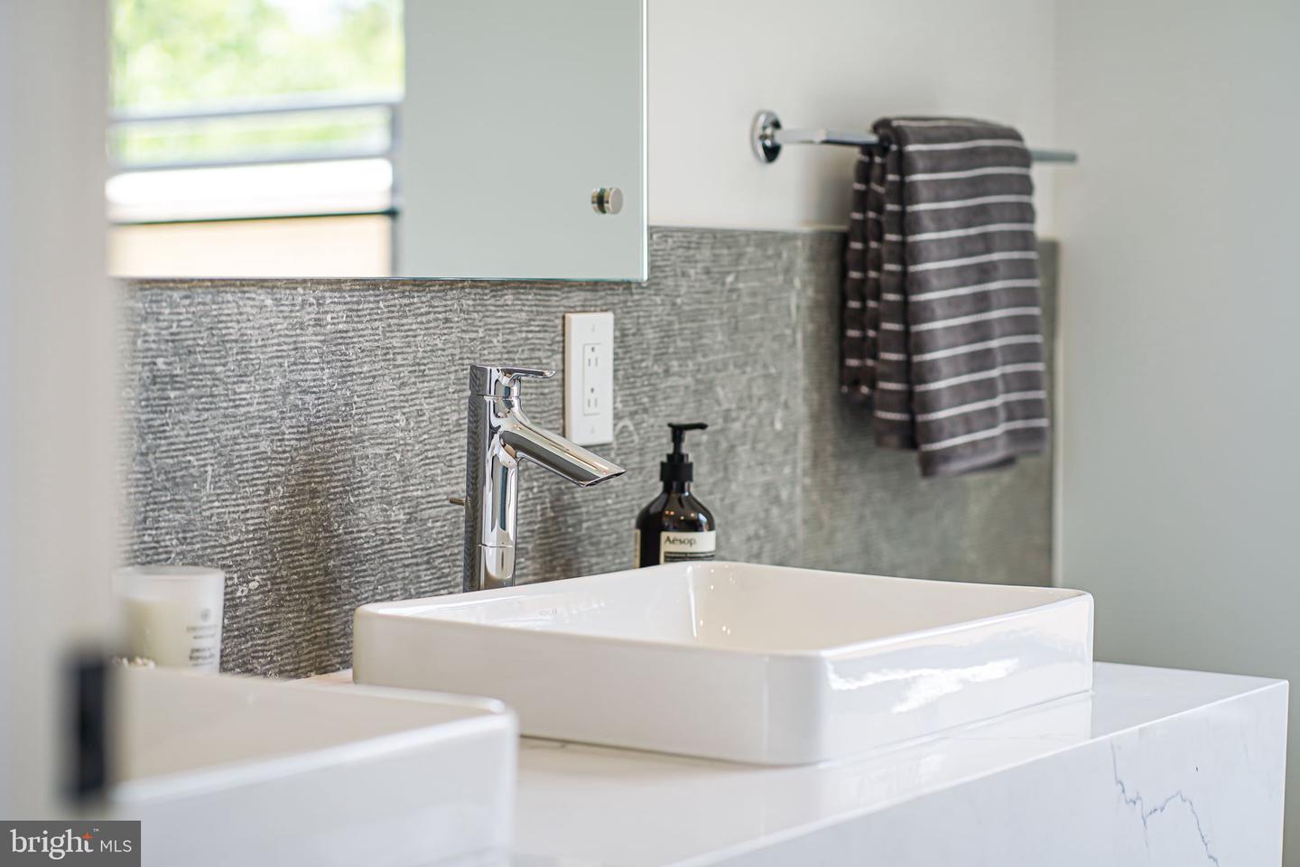 2905 NEWARK ST NW, WASHINGTON, District Of Columbia 20008, 3 Bedrooms Bedrooms, ,2 BathroomsBathrooms,Residential,For sale,2905 NEWARK ST NW,DCDC2207396 MLS # DCDC2207396