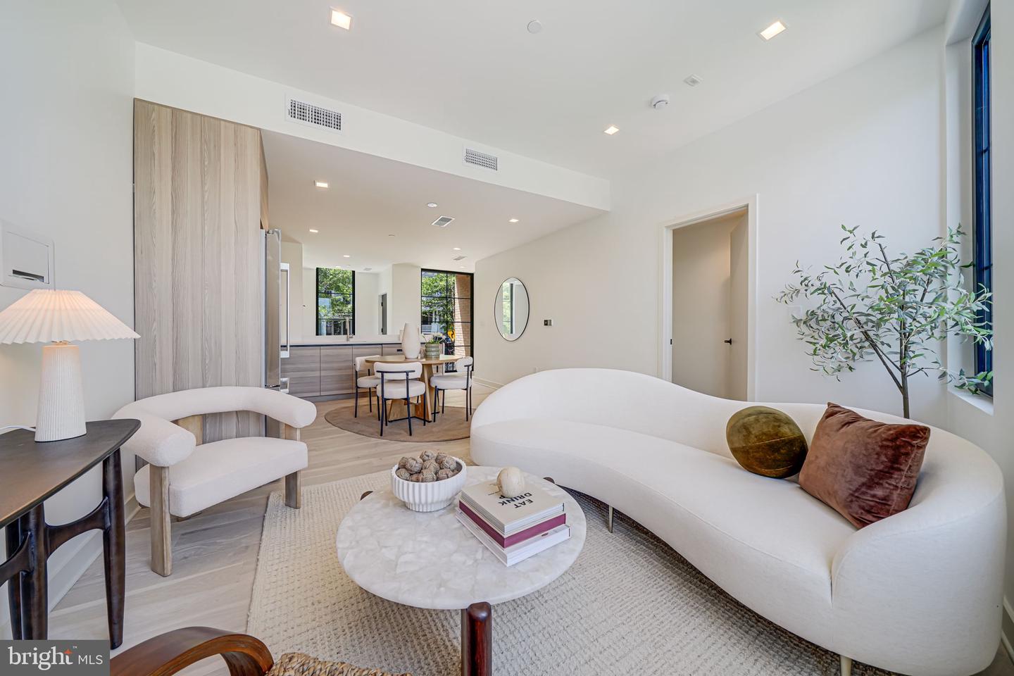 2905 NEWARK ST NW, WASHINGTON, District Of Columbia 20008, 3 Bedrooms Bedrooms, ,2 BathroomsBathrooms,Residential,For sale,2905 NEWARK ST NW,DCDC2207396 MLS # DCDC2207396