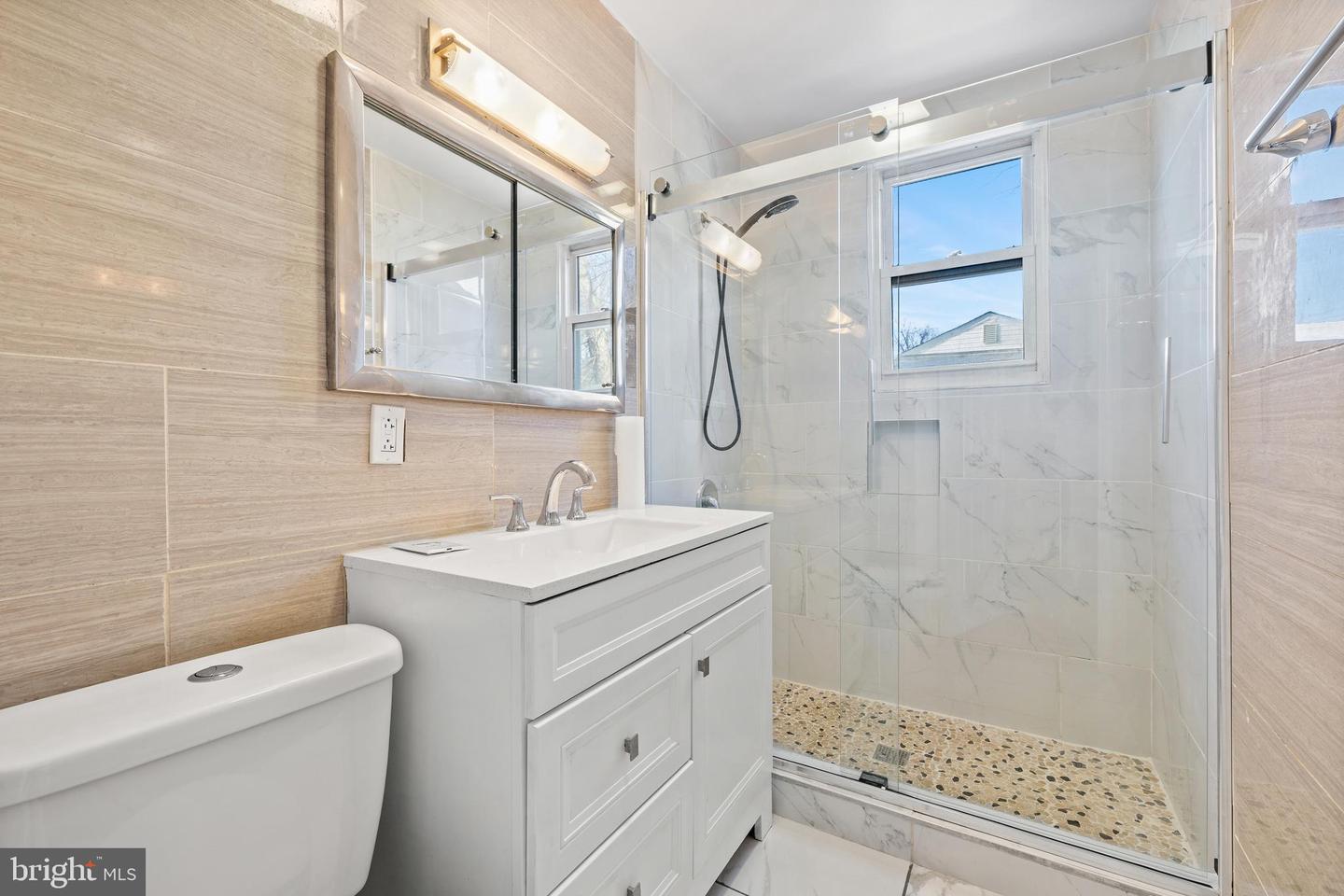 3900 ELMWOOD DR, ALEXANDRIA, Virginia 22303, 4 Bedrooms Bedrooms, ,2 BathroomsBathrooms,Residential,For sale,3900 ELMWOOD DR,VAFX2269834 MLS # VAFX2269834