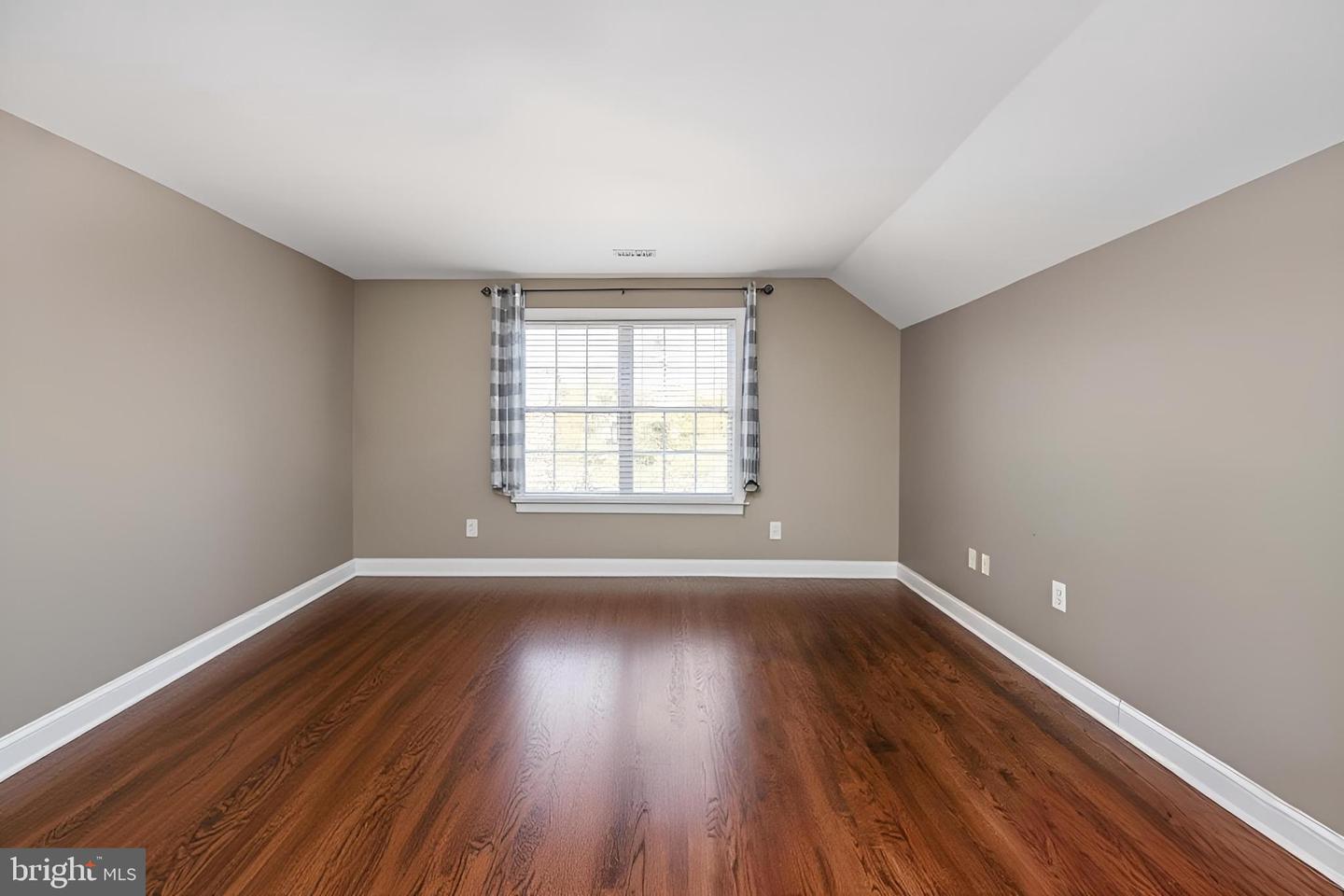 36 WINDSONG WAY, STAFFORD, Virginia 22556, 6 Bedrooms Bedrooms, ,4 BathroomsBathrooms,Residential,For sale,36 WINDSONG WAY,VAST2043504 MLS # VAST2043504