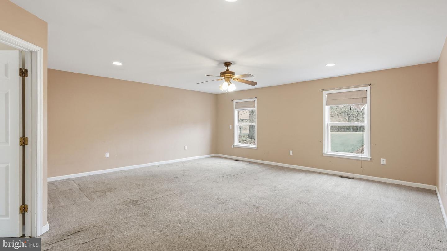 123 WHITSONS RUN, STAFFORD, Virginia 22554, 4 Bedrooms Bedrooms, ,3 BathroomsBathrooms,Residential,For sale,123 WHITSONS RUN,VAST2043886 MLS # VAST2043886