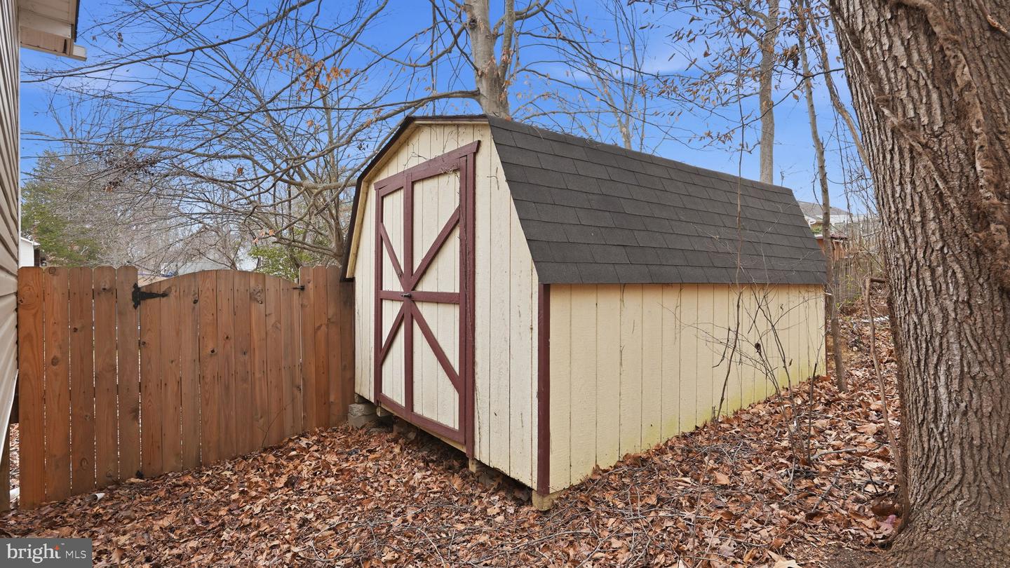 123 WHITSONS RUN, STAFFORD, Virginia 22554, 4 Bedrooms Bedrooms, ,3 BathroomsBathrooms,Residential,For sale,123 WHITSONS RUN,VAST2043886 MLS # VAST2043886