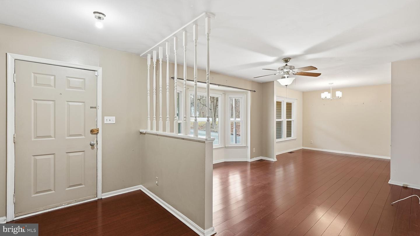 123 WHITSONS RUN, STAFFORD, Virginia 22554, 4 Bedrooms Bedrooms, ,3 BathroomsBathrooms,Residential,For sale,123 WHITSONS RUN,VAST2043886 MLS # VAST2043886