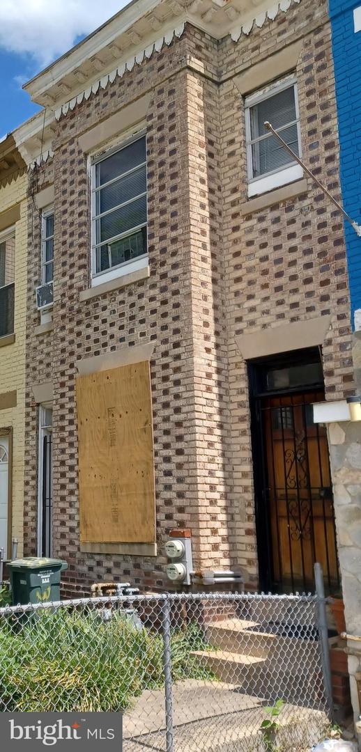 3003 SHERMAN AVE NW, WASHINGTON, District Of Columbia 20001, 4 Bedrooms Bedrooms, ,2 BathroomsBathrooms,Residential,For sale,3003 SHERMAN AVE NW,DCDC2232004 MLS # DCDC2232004