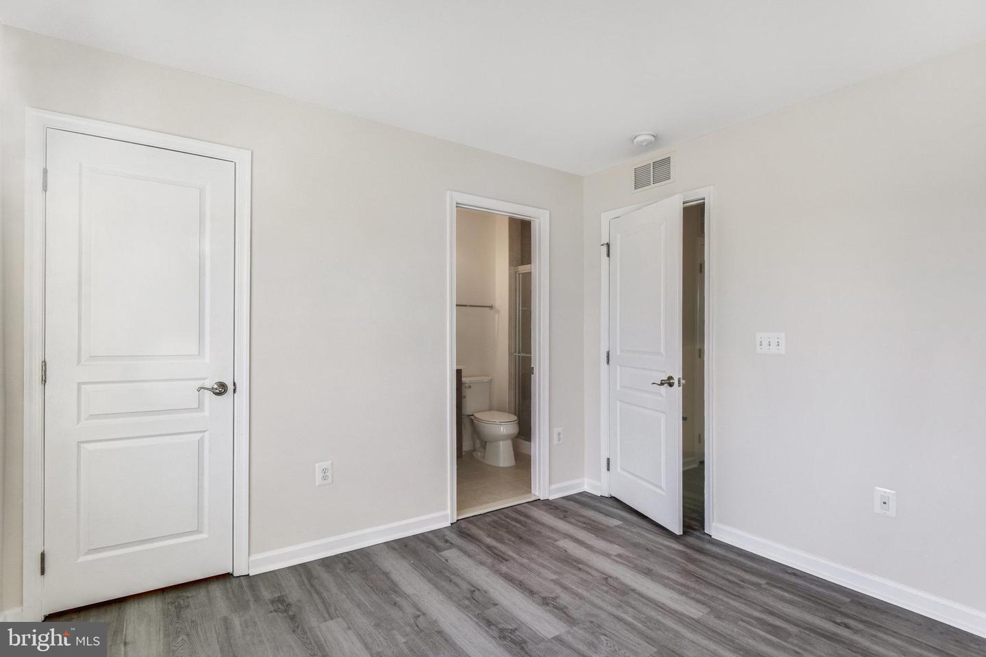 8393 SCOTLAND LOOP, MANASSAS, Virginia 20109, 3 Bedrooms Bedrooms, ,3 BathroomsBathrooms,Residential,For sale,8393 SCOTLAND LOOP,VAPW2108148 MLS # VAPW2108148