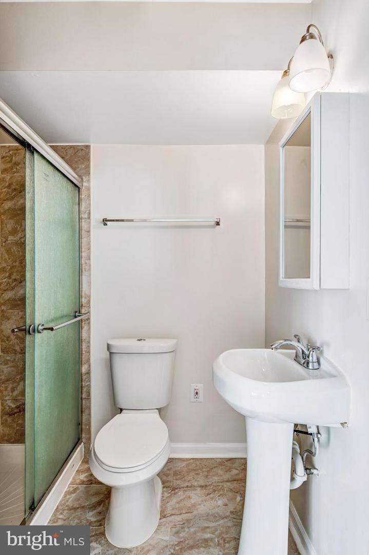 8393 SCOTLAND LOOP, MANASSAS, Virginia 20109, 3 Bedrooms Bedrooms, ,3 BathroomsBathrooms,Residential,For sale,8393 SCOTLAND LOOP,VAPW2108148 MLS # VAPW2108148